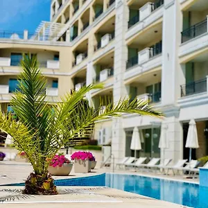 Aparthotel Penelopa Palace &, Pomorie